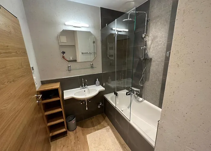 Apartament 1 Gartenwohnung *